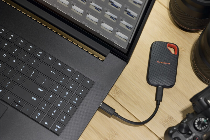 SANDISK Extreme Portable SSD.jpg